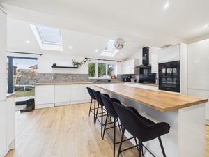 Photo 10- click for photo gallery